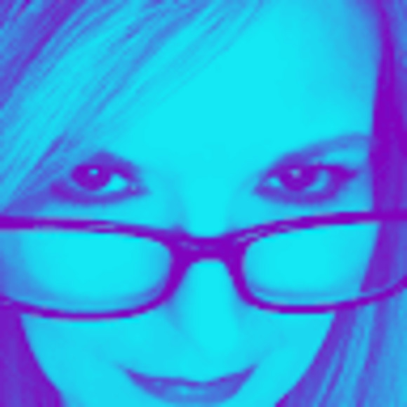 Meet your Posher, Ria - Picture 1 of 1